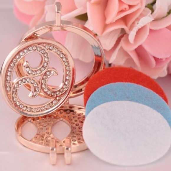 Aromatherapy Necklace Rhinestone Swirl Pendant - Picture 2 of 2